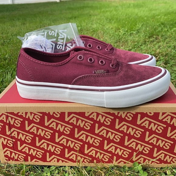 NWT/NIB Adult Vans Authentic Suede Pro Sneaker in Port (Sz 6.5 Men/ 8 Women) - Picture 7 of 12